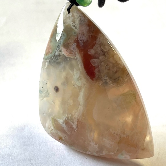 Natural Flower Agate Pendant with Cord Necklace Crystal Gemstone Jewelry - Picture 3 of 11